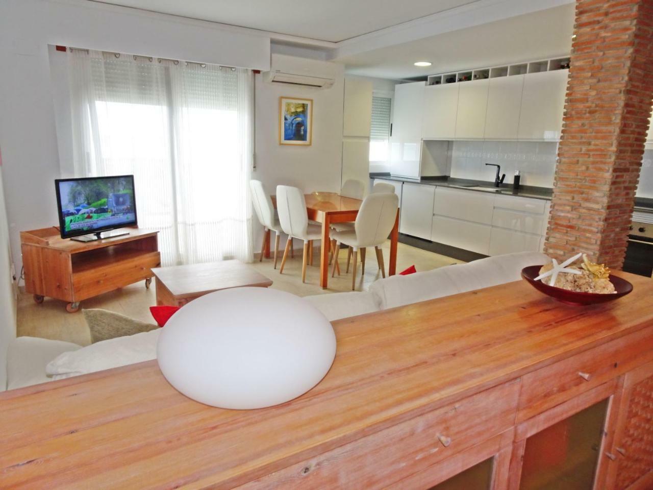 Neptuno Apartamento - Frente A La Playa Daimus Exterior photo